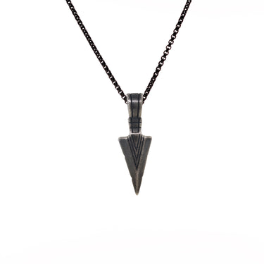 Arrow pendant in Oxidized Finish