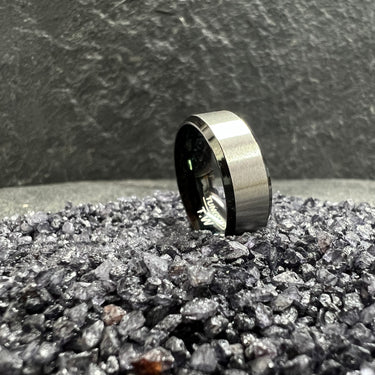 Sleek Plain silver matte with a polished black stainless steel