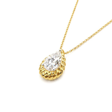 Scalor : Pear solitaire pendant necklace in 925 Sterling Silver
